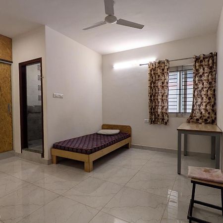 Ashraya Hostel Bangalore Ngoại thất bức ảnh